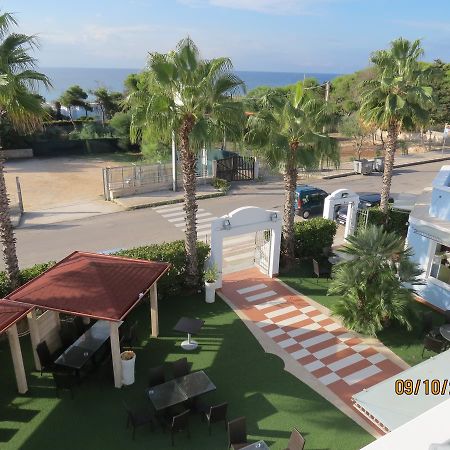 Costa Azzurra Hotell Pulsano Eksteriør bilde